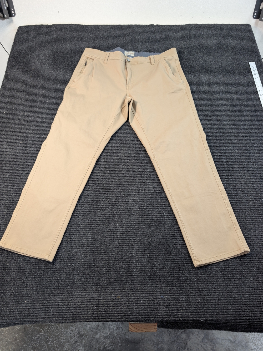 Weatherproof Men's Khaki Cargo Utility Pants 36x30 Excellent Condition!!